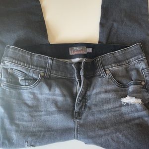 Crop Bombshell Skinny Ripped